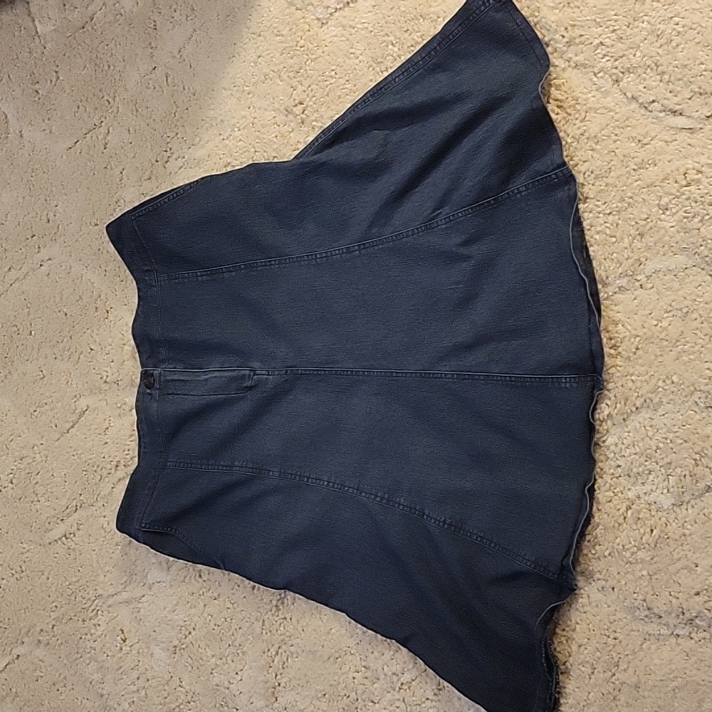 Sandro denim blue jean skirt gored 2 front 2 back pockets stretch size 12 EUC…